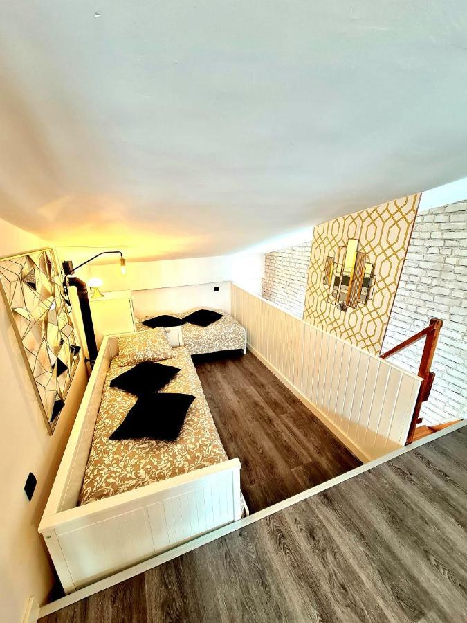 דירות Sky Level Loft סיירה נבדה מראה חיצוני תמונה